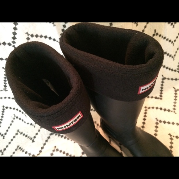 Hunter Boots Black Tall ONLY WORN TWICE - Picture 4 of 7
